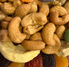 Load image into Gallery viewer, DRIED FRUITS &amp; NUTS ROUND TRAY 4
