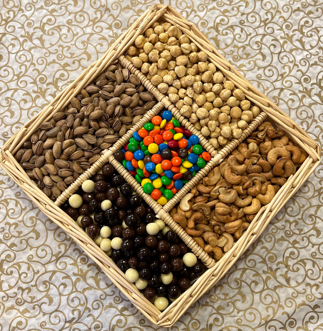 NUTS AND CHOCOLATE SQUARE TRAY 5